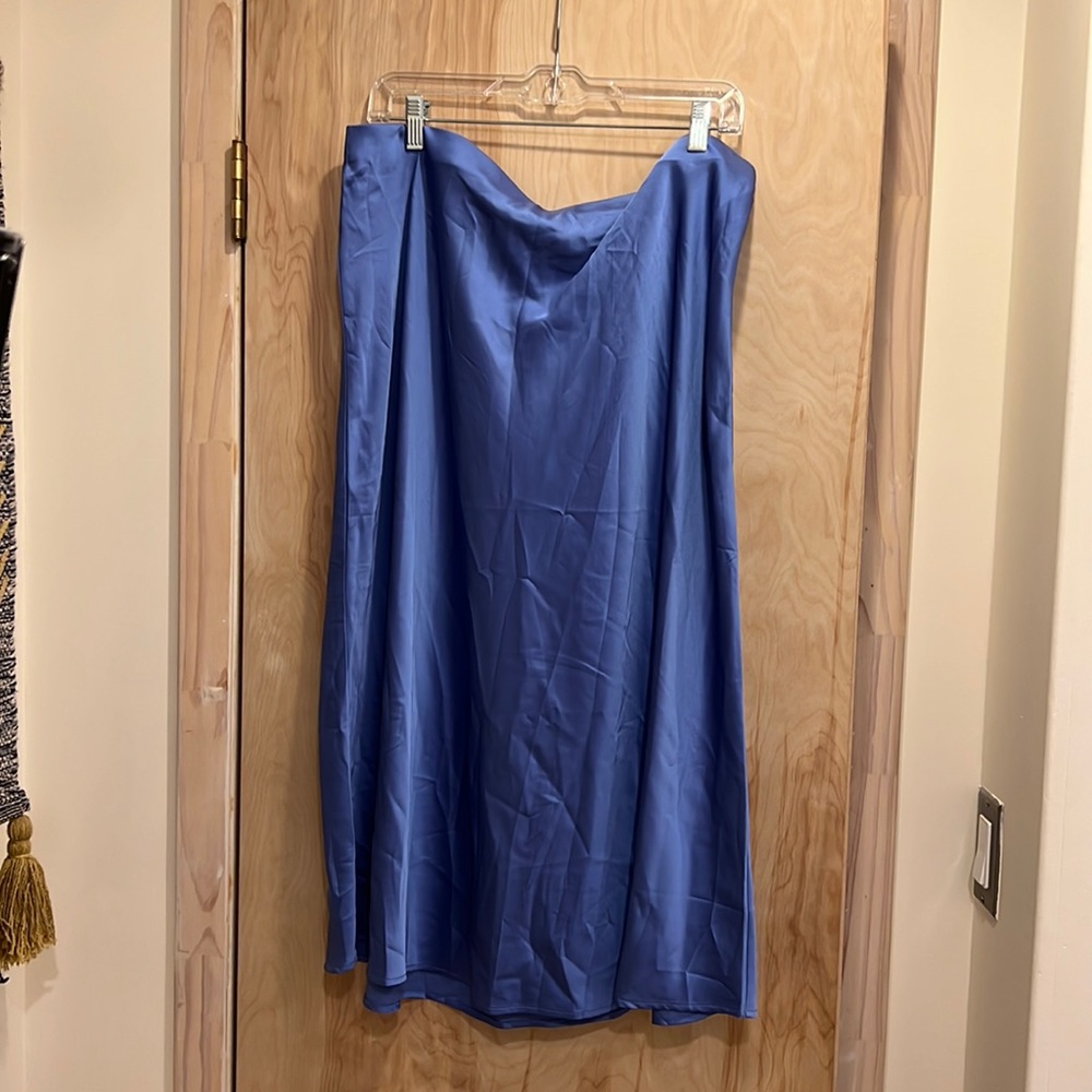 Midi slip skirt